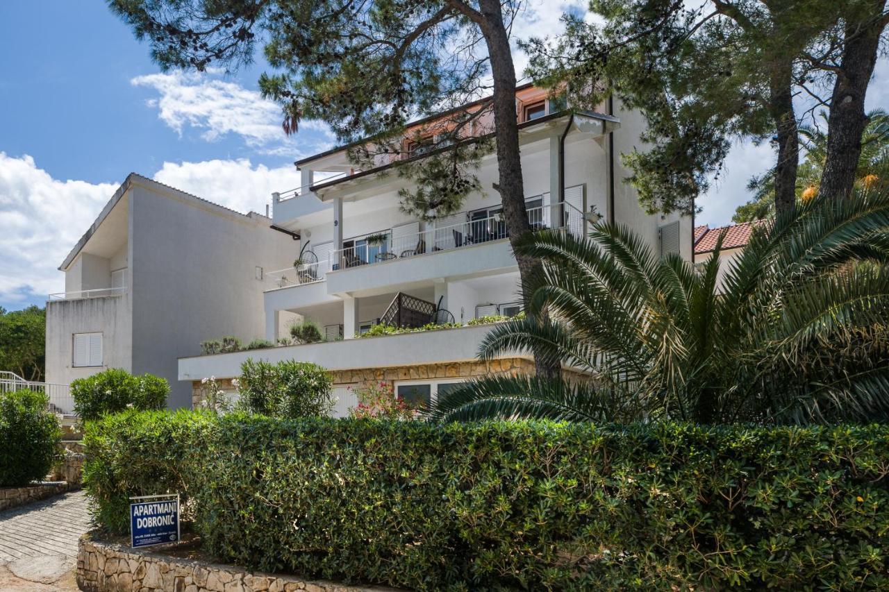 Apartments Dobronic Jelsa  Exterior foto