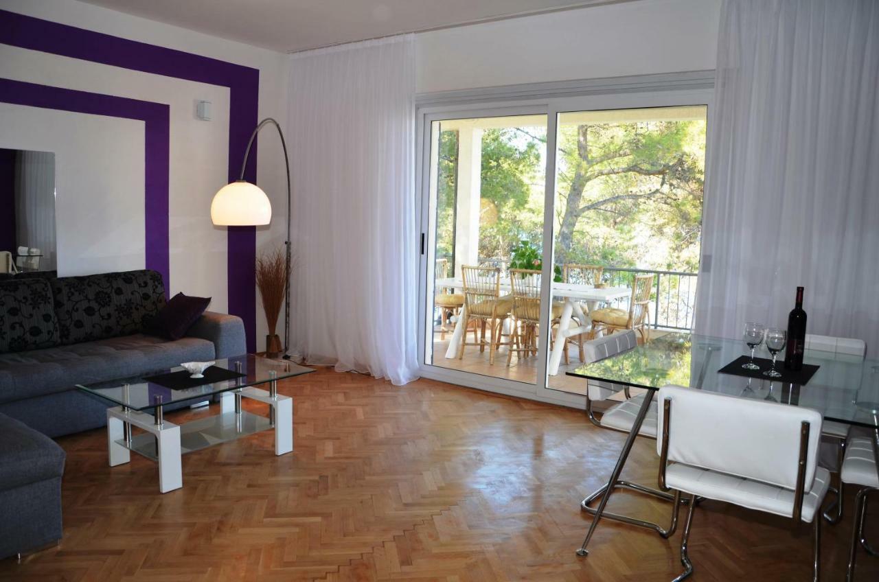 Apartments Dobronic Jelsa  Exterior foto
